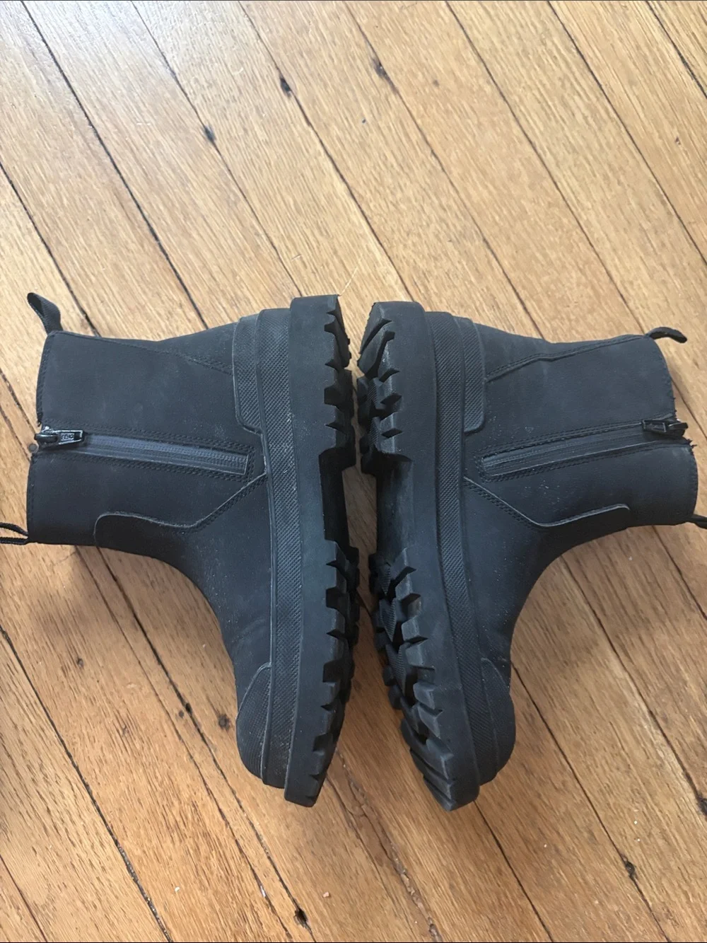 Waterproof Chelsea Boots kids size 2.5